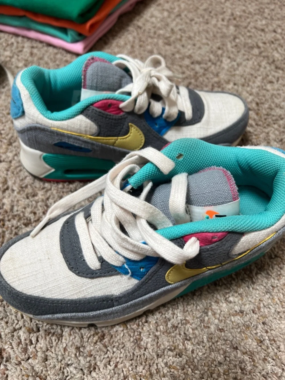 Kids Multi-Color Athletic Sneakers - Teal & Gray Nike size 3